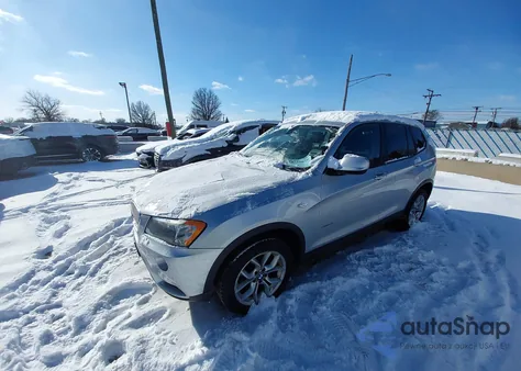 2013 BMW X3 xDrive28I z USA, uszkodzony, nr VIN 5UXWX9C59D0A32650